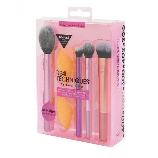 Real Techniques Everyday Essential Brush Set With Bonus Miracle Complexion Sponge