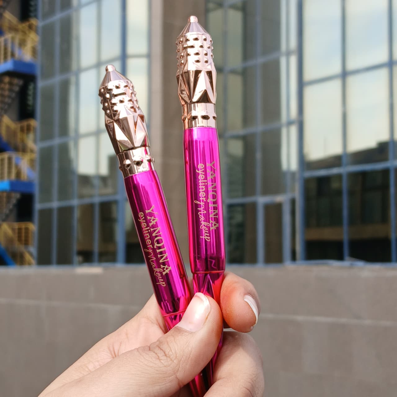 Yanqina Pretty Pink Eye Liner Super Soft Pen & Smooth
