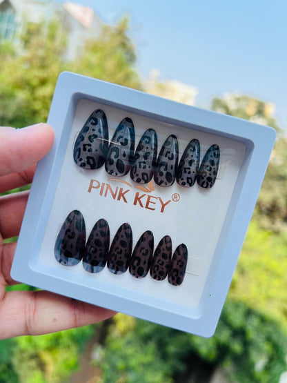 Leopardl Print False Nails – Full Cover, Stylish Stiletto Shape