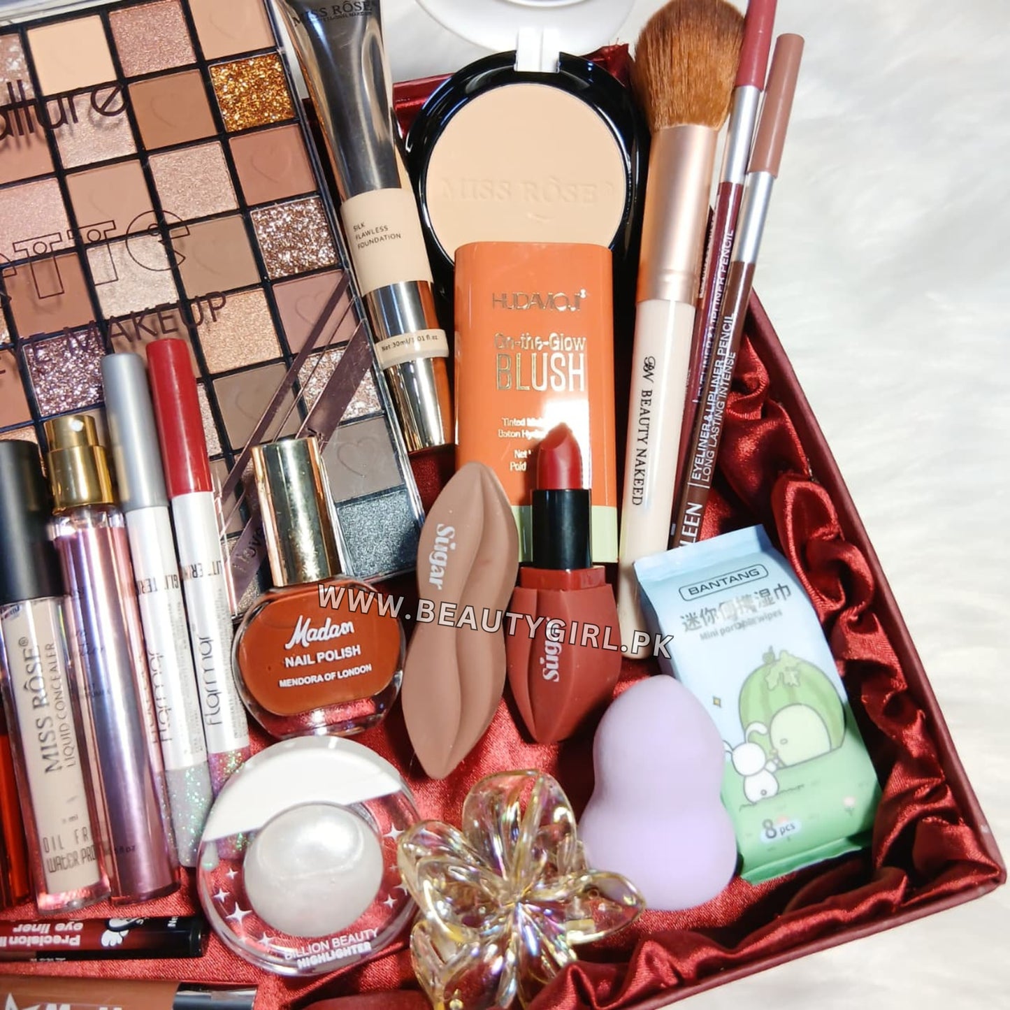 Begum Ki Eidi Exclusive Deal Perfect Eid Gift for Her (With Gith Box)