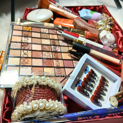 Begum Ki Eidi Exclusive Deal Perfect Eid Gift for Her (With Gith Box)