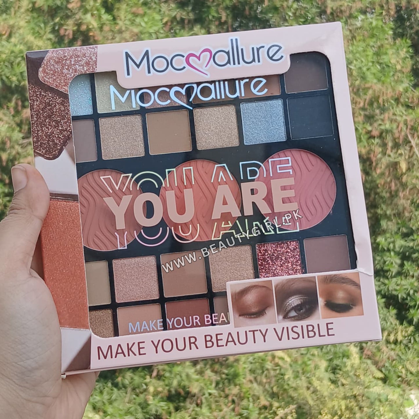 Mocallure You Are Icon All-In-One Glam Eyeshadow & Blush Palette