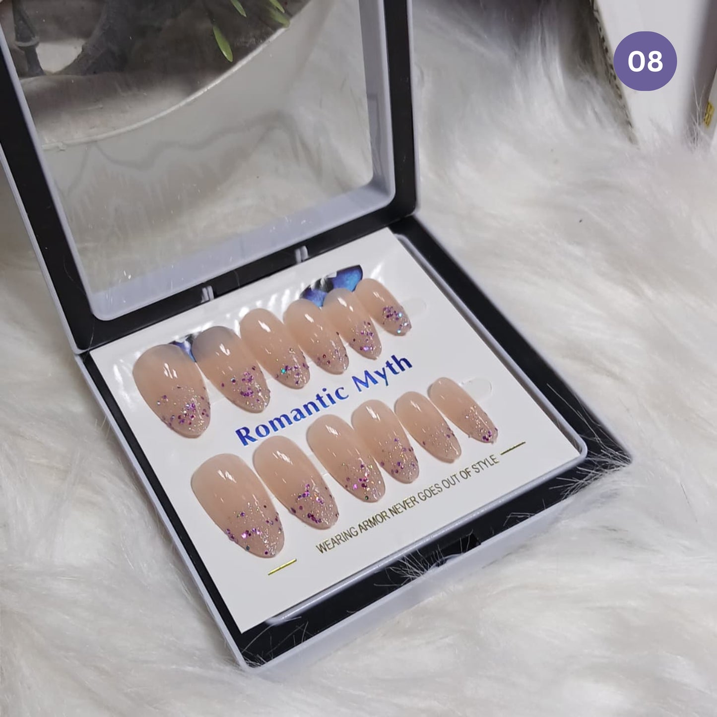 Romantic Myth Diamond Dust Glitter Press-On Nails Cat's Eye Nail