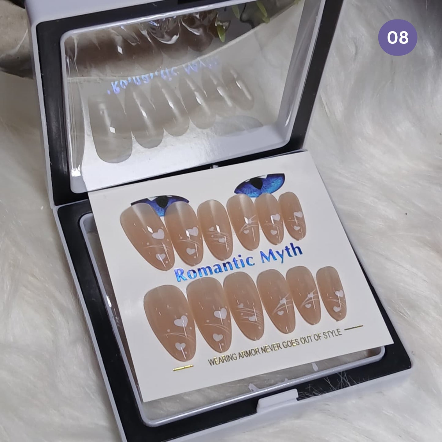 Romantic Myth Classic Elegance Press-On Nail Kit Cat's Eye Nails