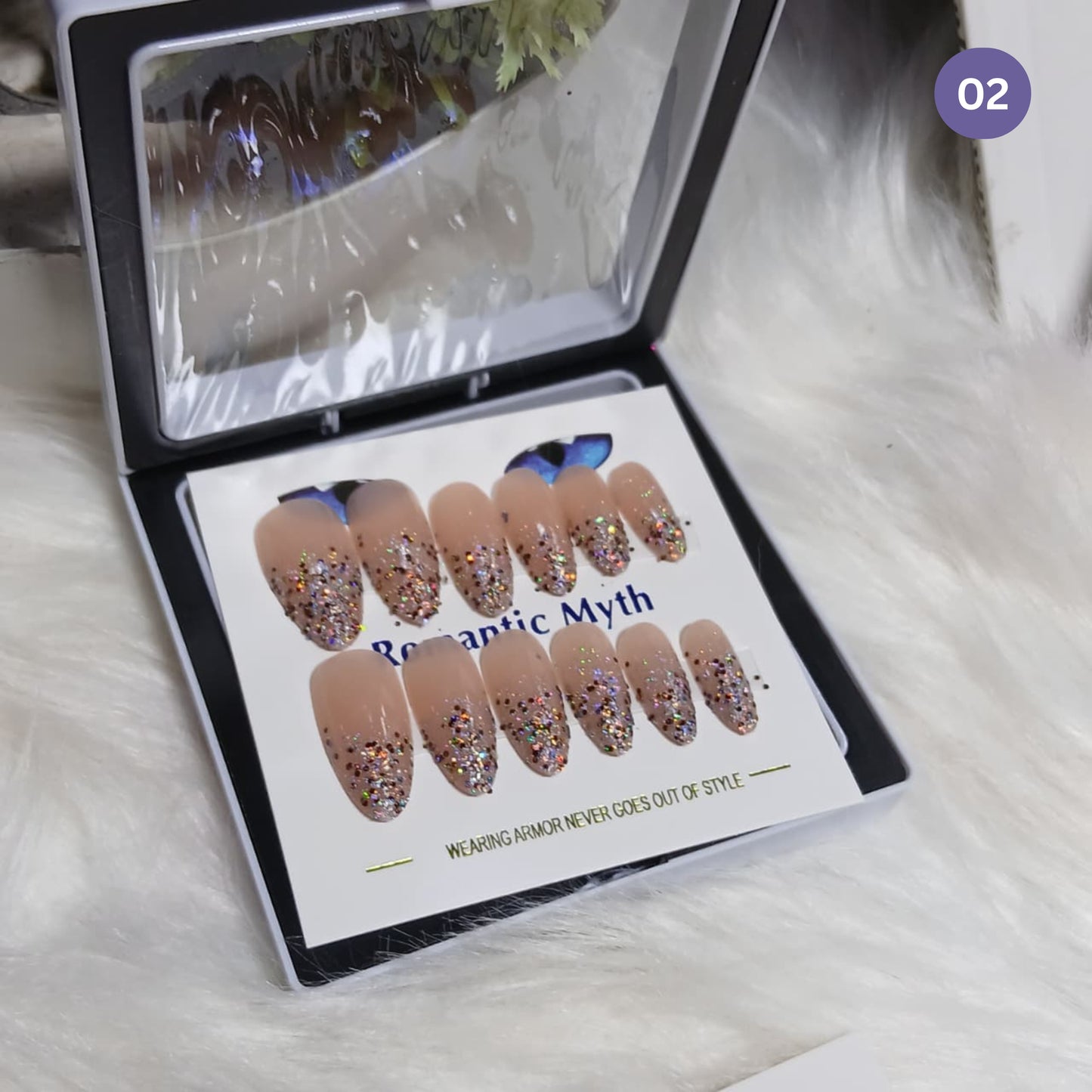 Romantic Myth Diamond Dust Glitter Press-On Nails Cat's Eye Nail