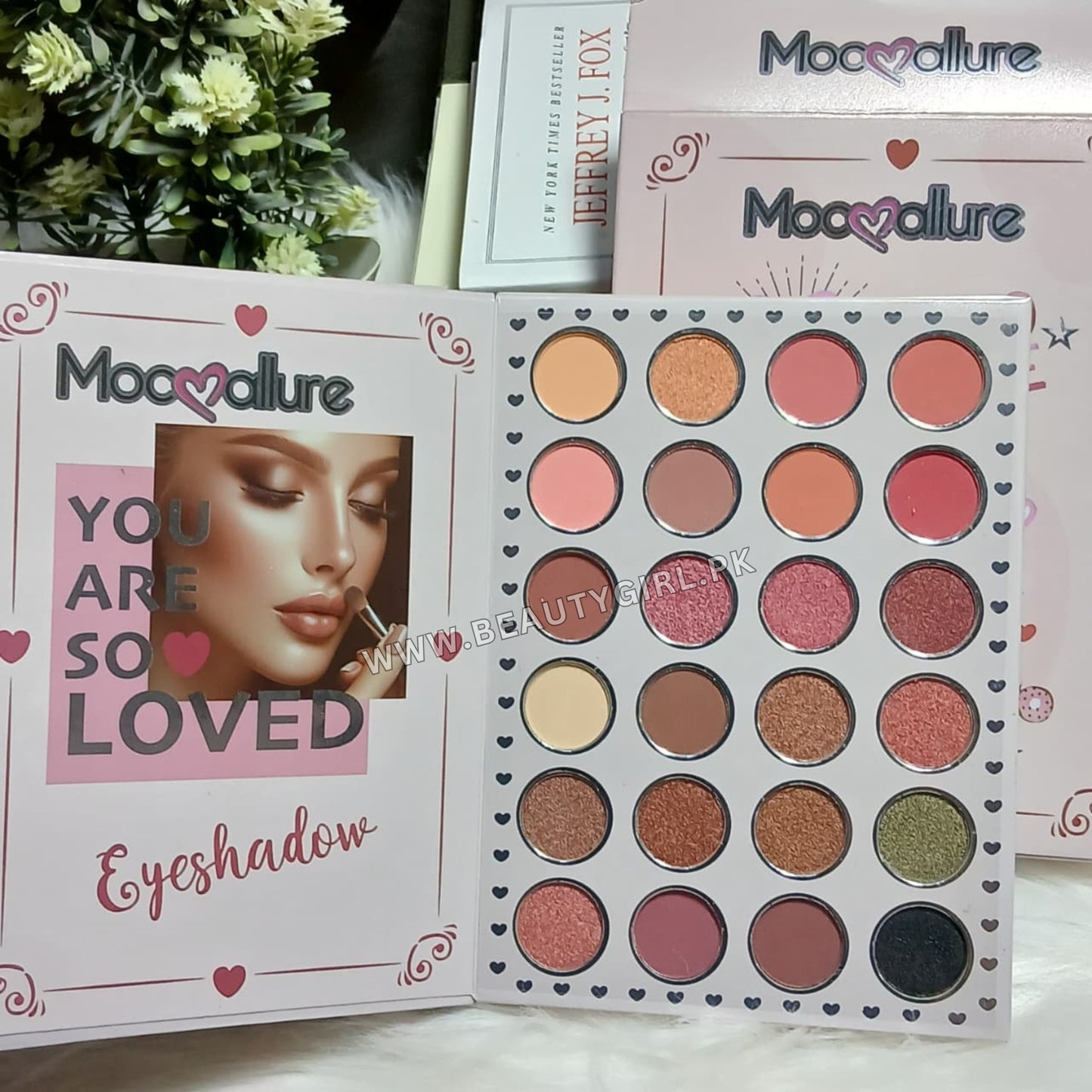 Mocallure Love 5in1 Beautiful Eyeshadow Palette