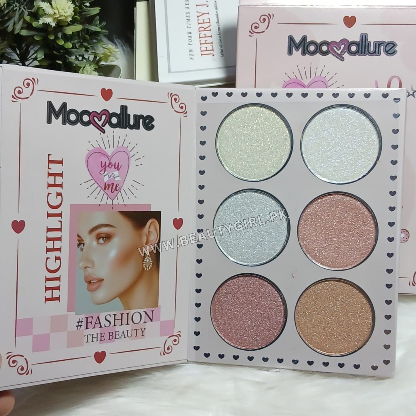 Mocallure Love 5in1 Beautiful Eyeshadow Palette