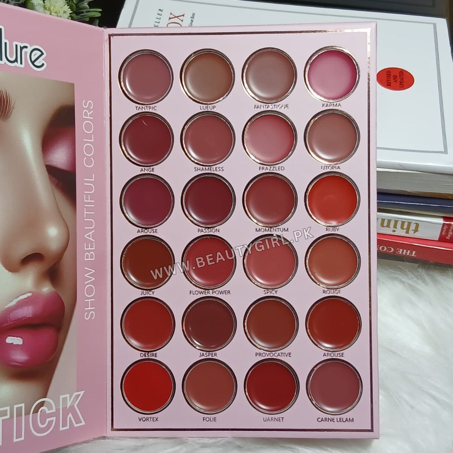 Mocallure New 5in1 Tiger Book Palette