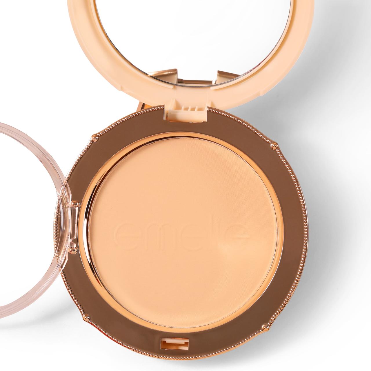 Emelie VIP Brightening 2 in1 Complex Compact Powder