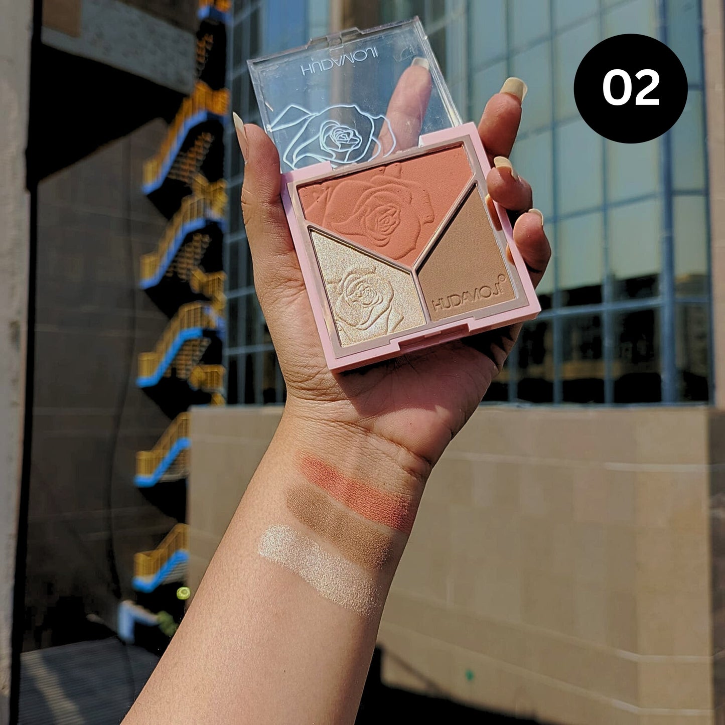 Hudamoji 3 in 1 Face Glow Palette Highlighter, Blush & Contour All in One