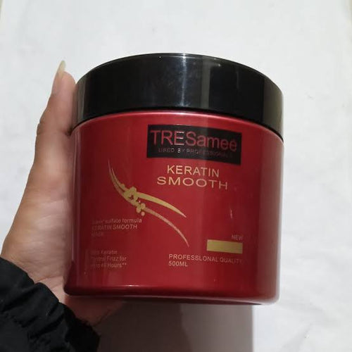 TRESemee Keratin Smooth Deep Smoothing Hair Mask Professional Quality 500ml