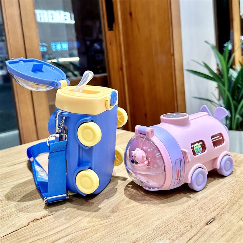 Underwater Adventure Flask Water Bottle With Straw Cartoon Water Bottle For Kids 550ml (3660)