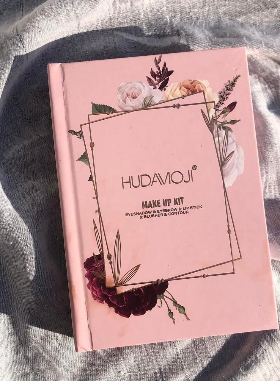 Hudamoji Ultimate Glam Makeup Book Palette