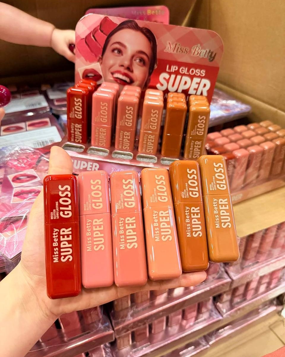 Miss Betty Super Moisturizing Lip Gloss – Pack of 6