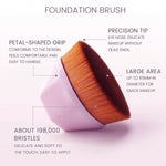 Foundation Brush With Plastic Box