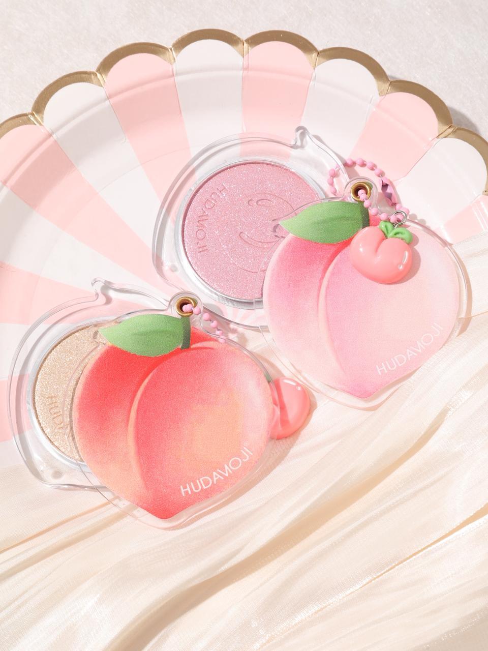 Hudamoji Peach Highlighter Keychain