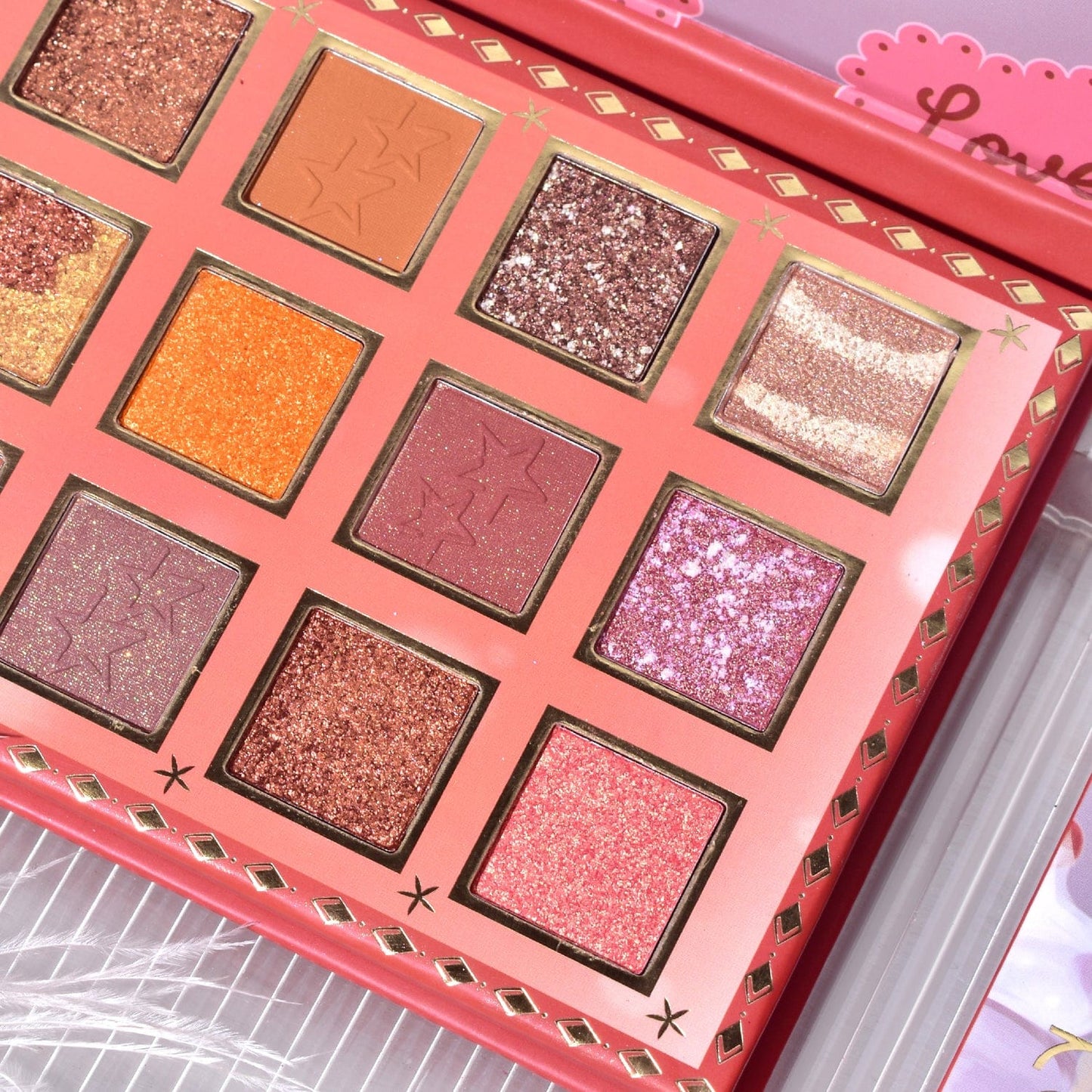 KEVIN & COCO 18-Color Cherry Girl Eyeshadow Palette