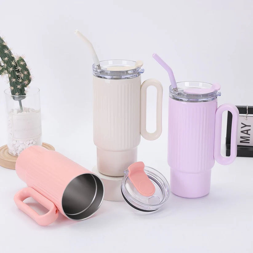 Stainless Steel Vacuum Insulated Tumbler with Handle And Straw 1200ml 23988