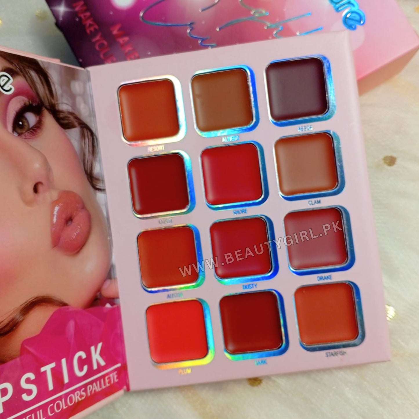 Mocallure Thoughts Crush Makeup Book Palette 5 Pages