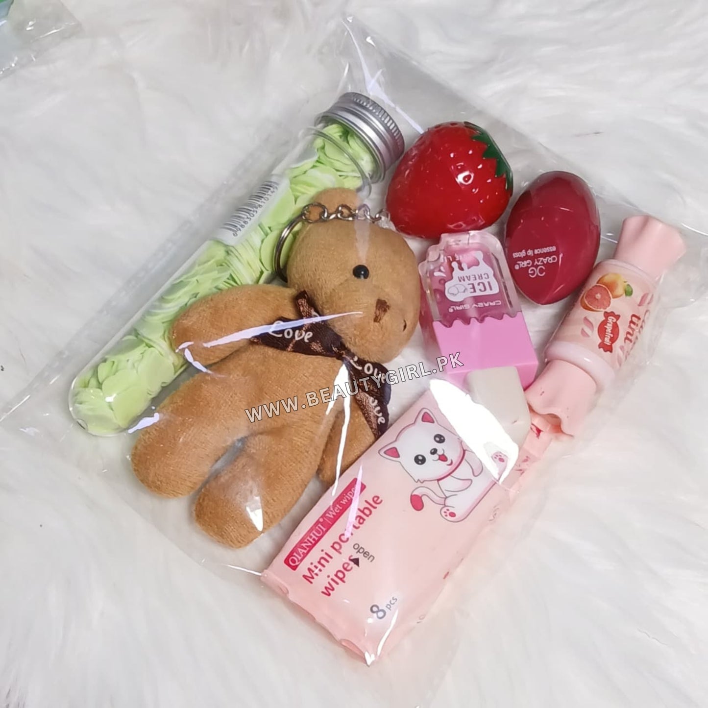 So Pretty Mini Beauty Gift Hamper for Your Princess