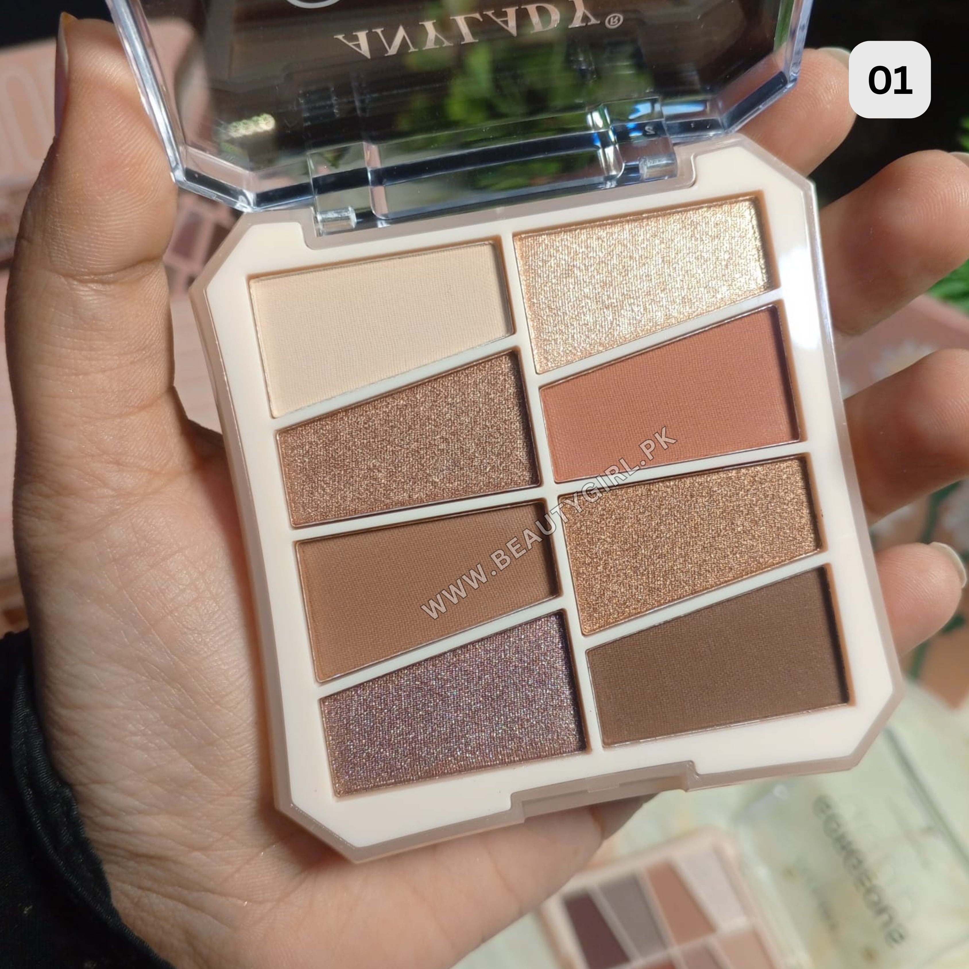 AnyLady Good Gorgeous Eye Shadow Palette