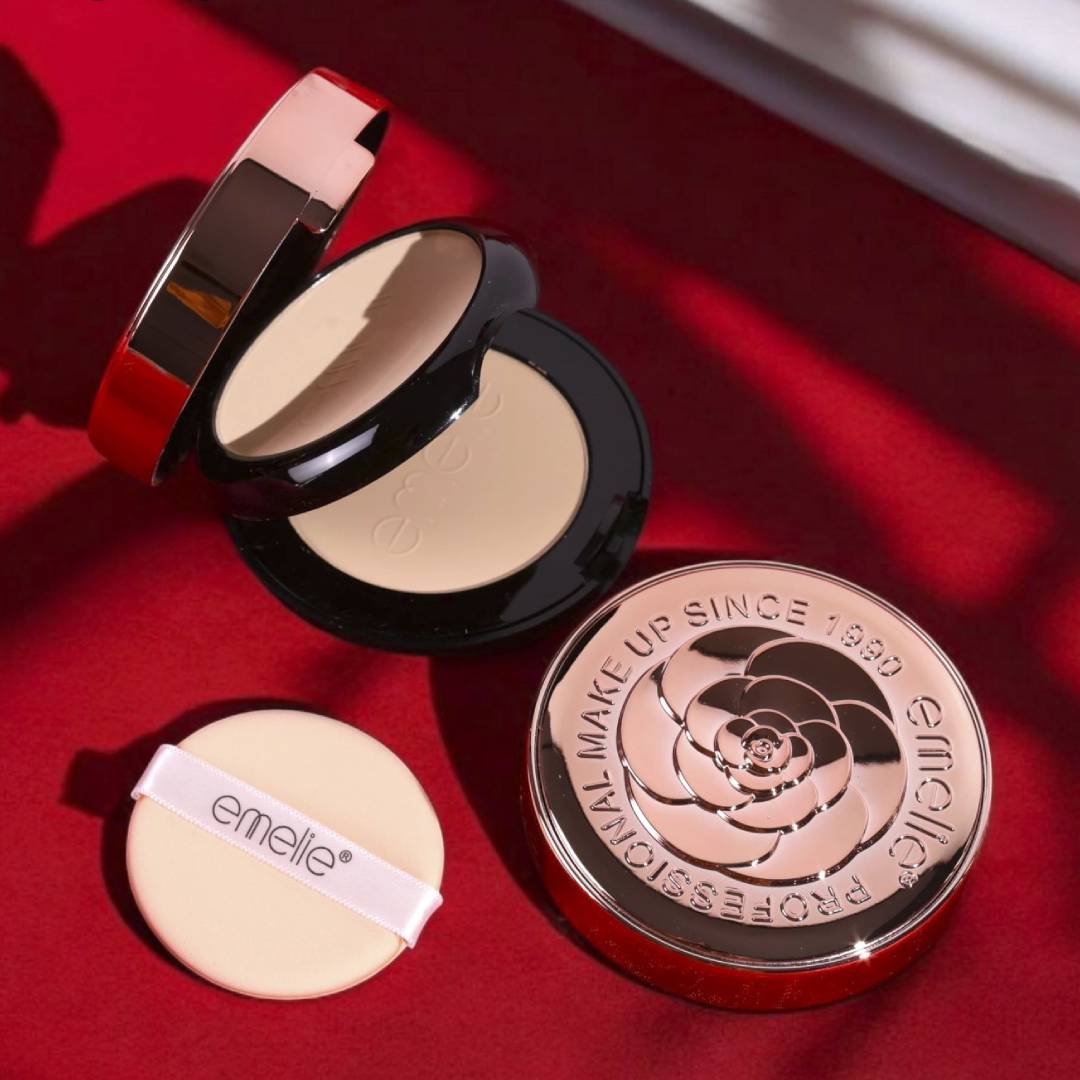 Emelie Super Stay Better Skin Camellia Essence Powder Super Blendable Improves Skin Texture