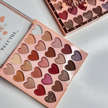 Any Lady Love Every Shade Heart-Shaped 25-Color Eyeshadow Palette