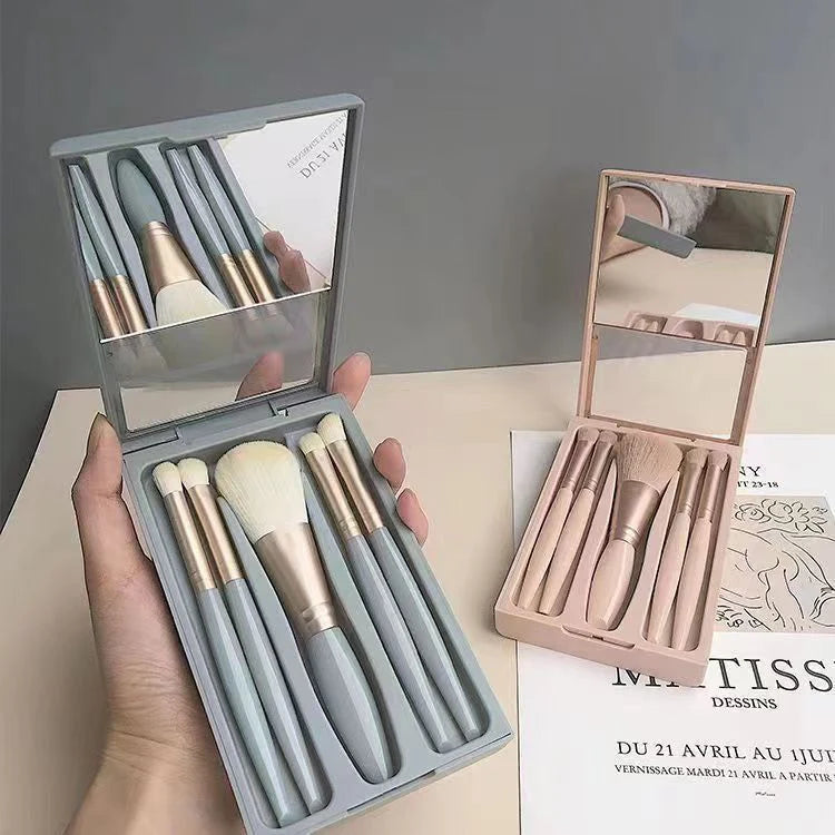 Smoosh 5Pcs Makeup Brush Set with Mirror Portable Travel Kit