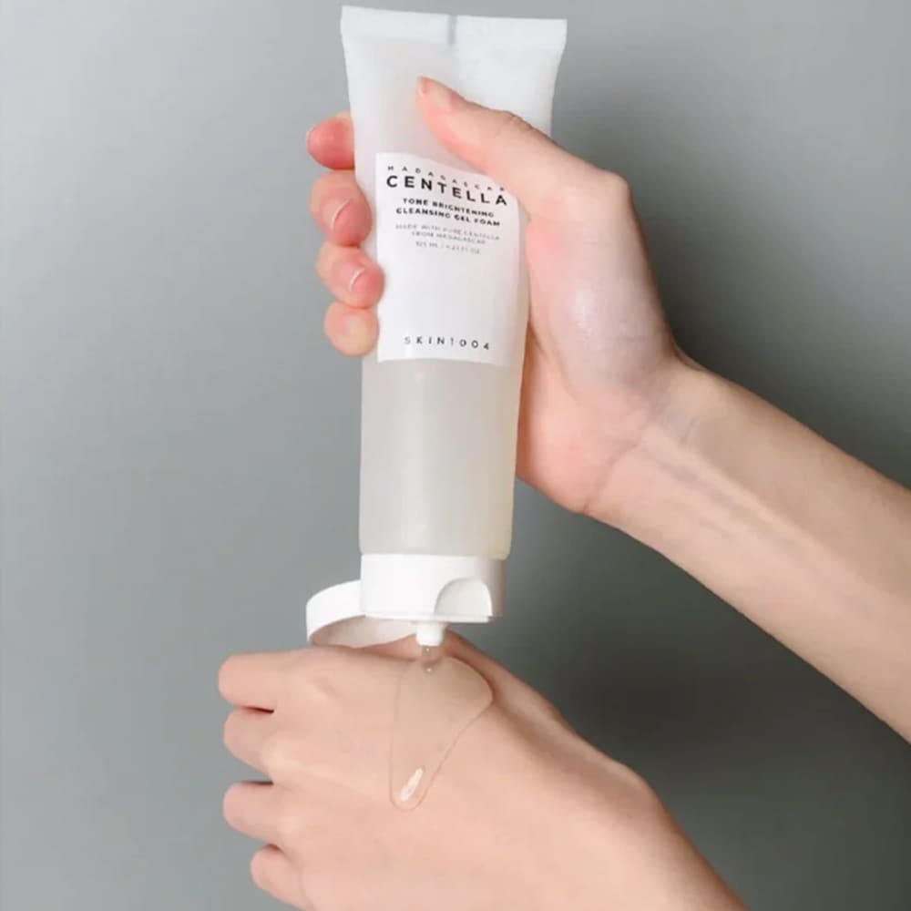 CENTELLA TONE BRIGHTNEING CLEANSING GEL FOAM 125ML