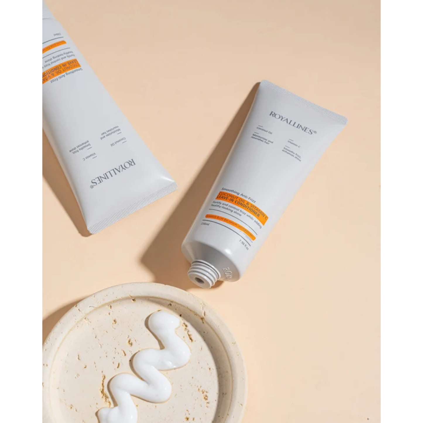 RoyallinesCoconut Oil & Vitamin C Smoothing Anti-frizz Leave-In Conditioner