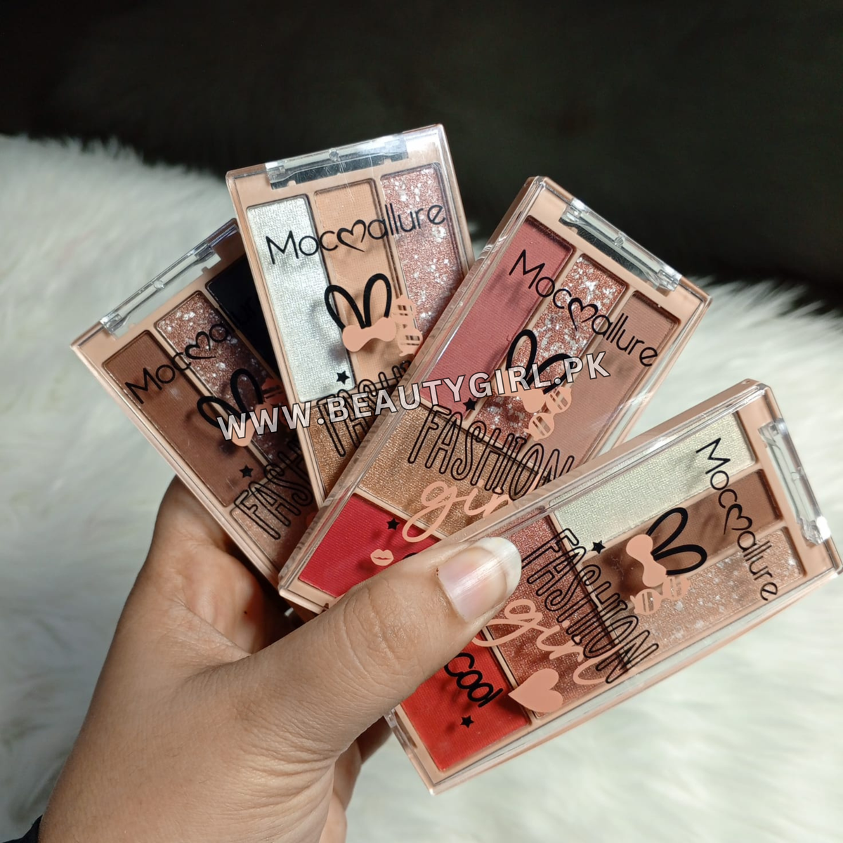 Mocallure Fashion Girl The Ultimate Cool Soft Glam Palette