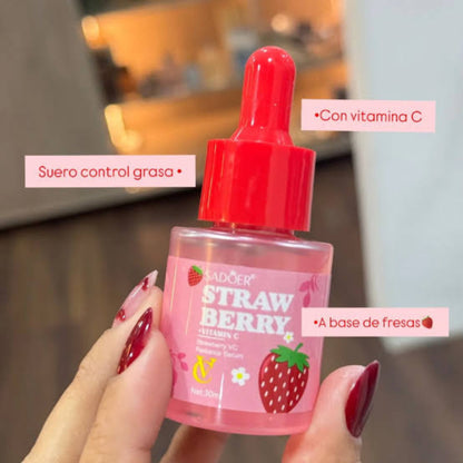 Sadoer Strawberry Extract VC Skin Care Serum Hyaluronic Acid Intense Moisturizing Strawberry Serum