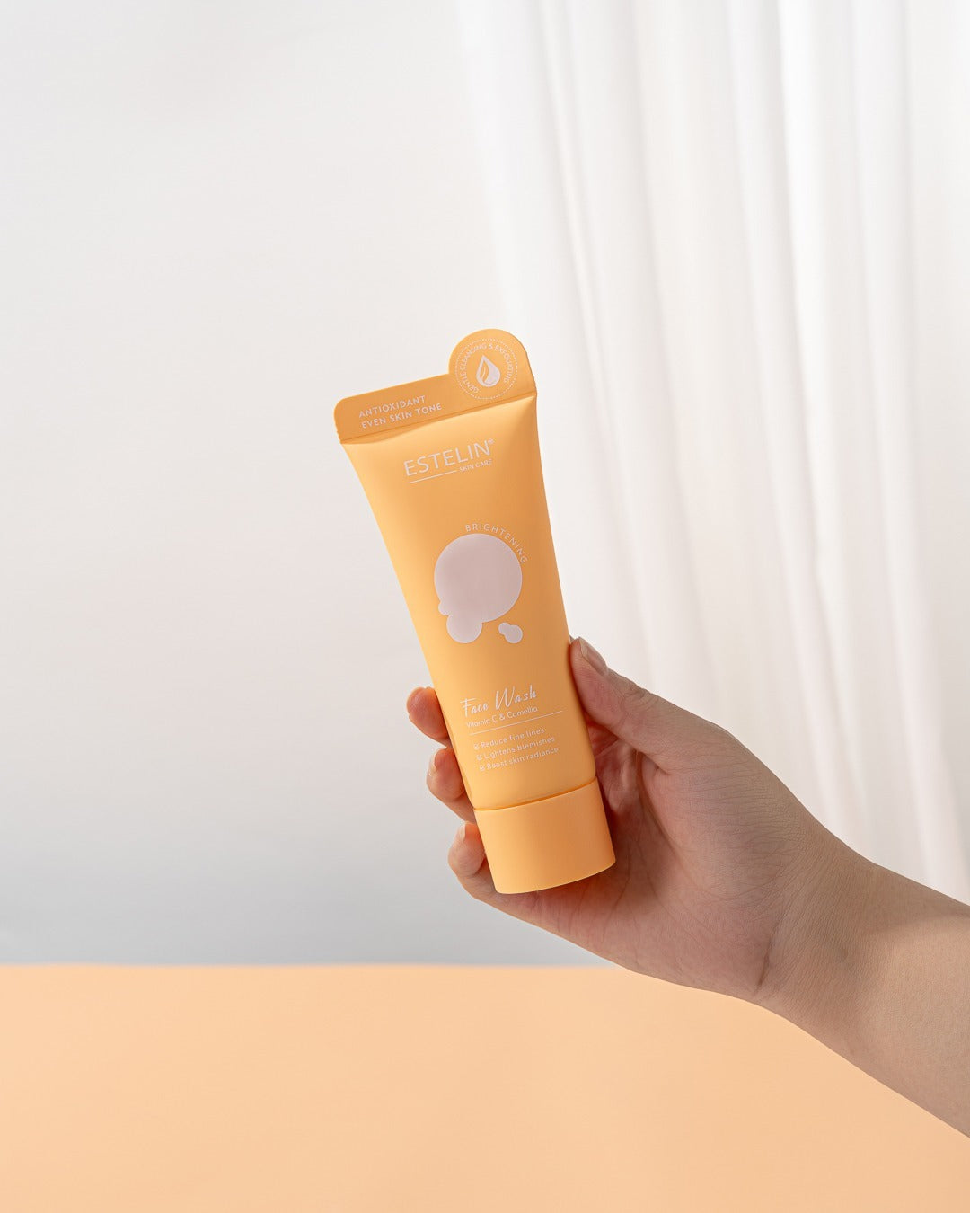 Estelin Vitamin C And Camellia Face Wash