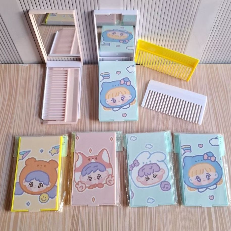 Uromi Cute Mini Mirror Comb