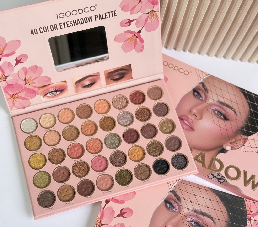 IGOODCO 40 Color  Professional Makeup Eyeshadow Palette