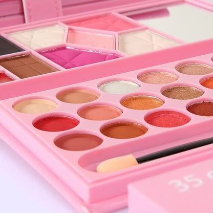 Ultra Beauty 8 in 1 Master Makeup Eyeshadow Palette