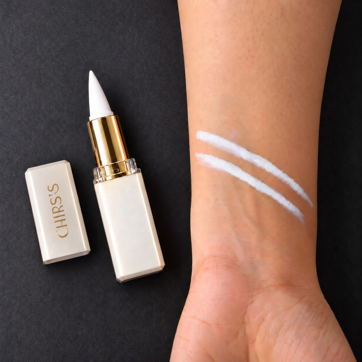 Chirss Luxury Gold Kajal Stick