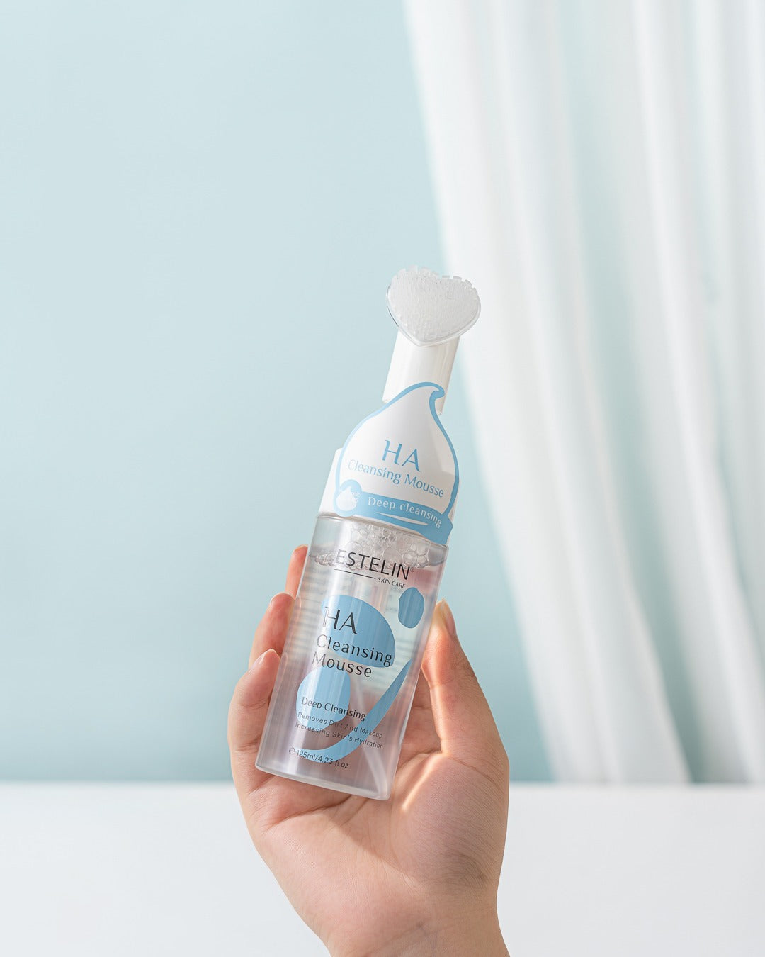 Esteline Hyaluronic Acid And B5 Cleansing Mousse