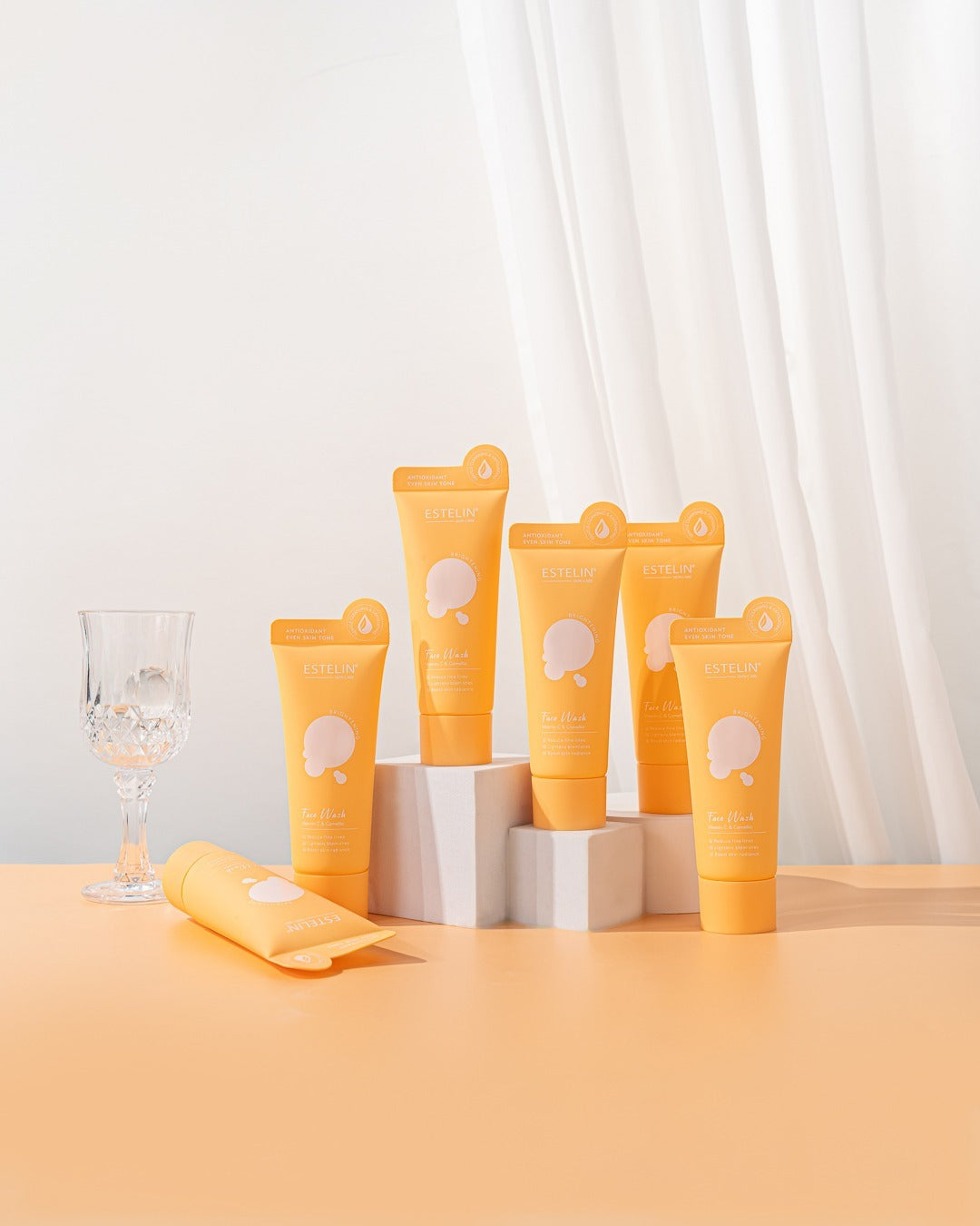 Estelin Vitamin C And Camellia Face Wash