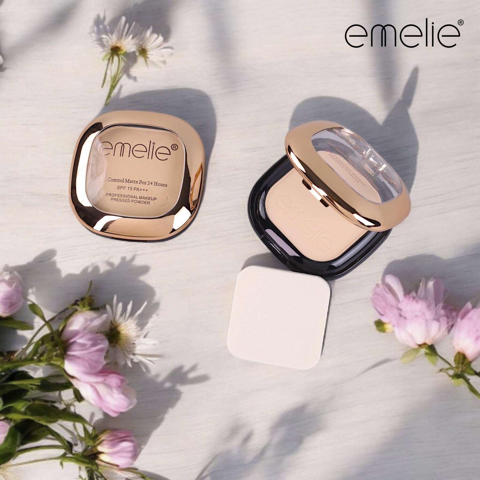 Emelie 24 Hour Oil Control Compact Powder