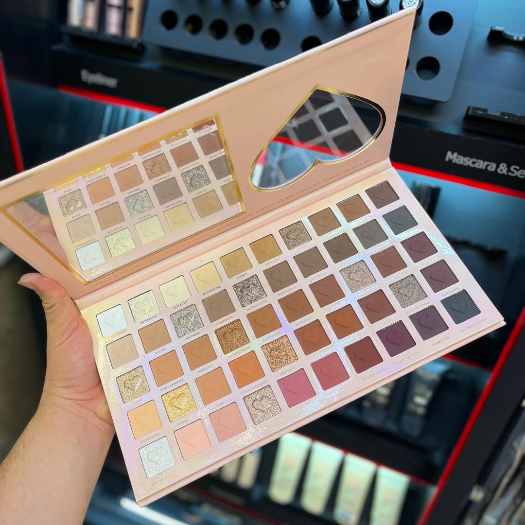 50 Color Highly Pigmented Eyeshadow Palette