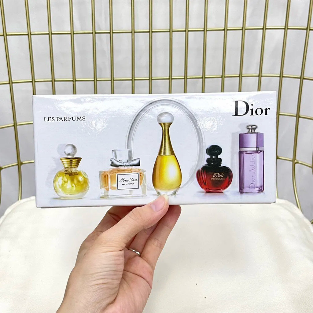 Dior set sales of 5 perfumes
