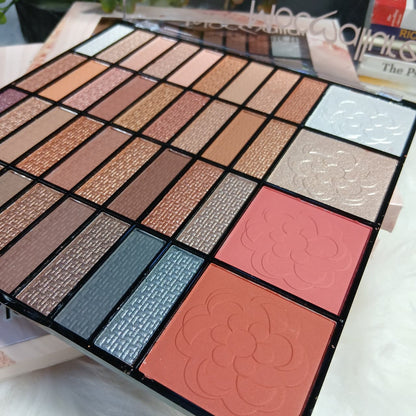 Mocallure Pro Artistic All-in-One Masterpiece Eye Shadow & Blush Palette