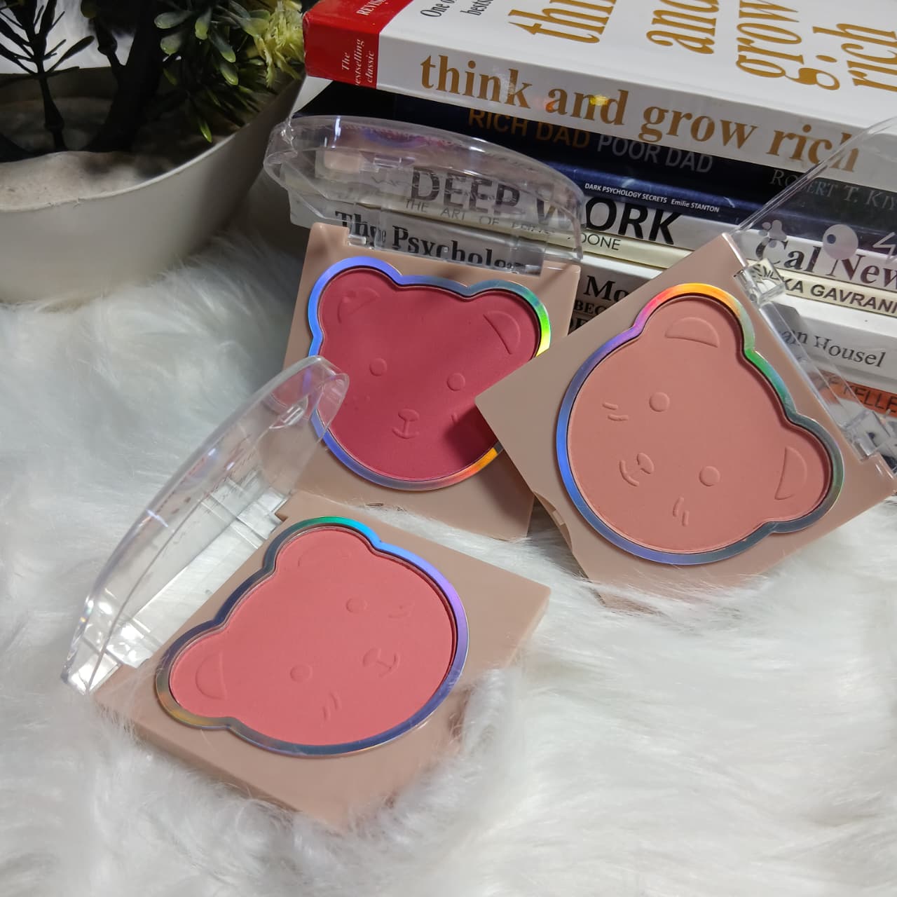 Super Cute Teddy Bear Daily Use Makeup Kit (Student Edition)