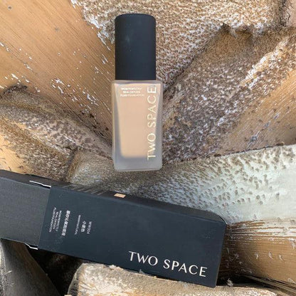 TWO SPACE Matte Foundation