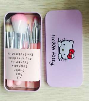 Hello Kitty 7Pcs Brushes Set